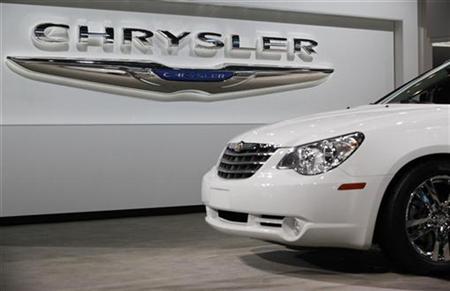 A Chrysler Sebring sits in front of the Chrysler logo at the New York International Auto Show in New York April 1, 2010. REUTERS/Jessica Rinaldi
A Chrysler Sebring sits in front of the Chrysler logo at the New York International Auto Show in New York April 1, 2010. REUTERS/Jessica Rinaldi