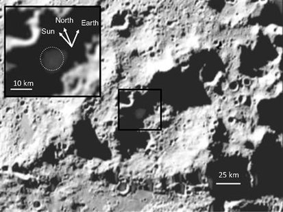 An image of debris, ejected from Cabeus crater and into the sunlight, about 20 seconds after the LCROSS impact. The inset shows a close-up with the direction of the sun and the Earth. REUTERS/Science/AAAS/Handout
An image of debris, ejected from Cabeus crater and into the sunlight, about 20 seconds after the LCROSS impact. The inset shows a close-up with the direction of the sun and the Earth. REUTERS/Science/AAAS/Handout
