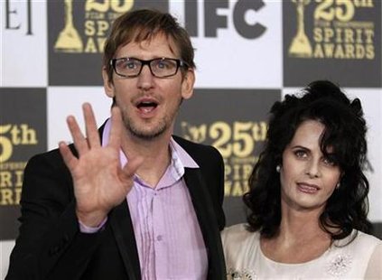 
Actor Raymond McKinnon, nominated for best supporting male actor for "That Evening Sun" and his wife Lisa Blount arrive at the 25th annual Film Independent Spirit Awards in Los Angeles, March 5, 2010. REUTERS/Lucas Jackson
