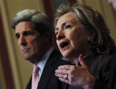 Secretary of State Hillary Clinton comments on the new Strategic Arms Reduction Treaty after a meeting with Senate Foreign Relations Committee Chairman Sen. John Kerry (D-MA) on Capitol Hill in Washington November 17, 2010. REUTERS/Jim Young
Secretary of State Hillary Clinton comments on the new Strategic Arms Reduction Treaty after a meeting with Senate Foreign Relations Committee Chairman Sen. John Kerry (D-MA) on Capitol Hill in Washington November 17, 2010. REUTERS/Jim Young