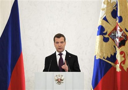 
Russia's President Dmitry Medvedev makes his annual state of the nation address at the Kremlin's St. George Hall in Moscow, November 30, 2010. REUTERS/Dmitry Astakhov/RIA Novosti/Kremlin
