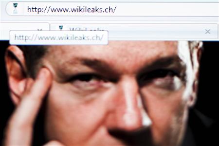 
A screen shot of a web browser shows the WikiLeaks home page with a portrait of its founder Julian Assange in Lavigny, December 4, 2010. REUTERS/Valentin Flauraud
