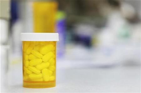
A bottle of prescription medication rests on a counter at a pharmacy in New York December 23, 2009. REUTERS/Lucas Jackson
