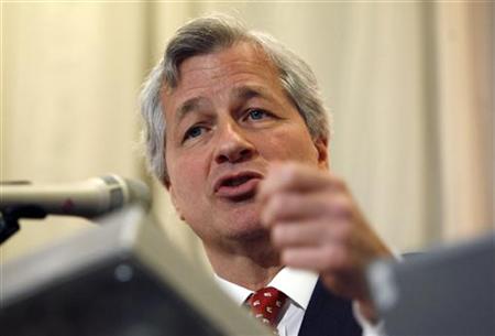 JPMorgan Chase & Co Chief Executive Jamie Dimon speaks at the Stanford Institute for Economic Policy Research at Stanford University in Palo Alto, California March 12, 2010. REUTERS/Robert Galbraith
JPMorgan Chase & Co Chief Executive Jamie Dimon speaks at the Stanford Institute for Economic Policy Research at Stanford University in Palo Alto, California March 12, 2010. REUTERS/Robert Galbraith