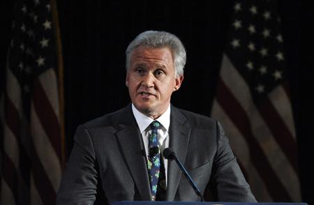 
General Electric's CEO and Chairman Jeffrey Immelt speaks following a photo opportunity at the Ronald Reagan Presidential Library in Simi Valley, California in this March 17, 2010 file photograph. U.S. President Barack Obama will name Immelt to head a new advisory panel focused on promoting economic growth by investing in business, the White House said on Friday, January 21, 2011. REUTERS/Phil McCarten
