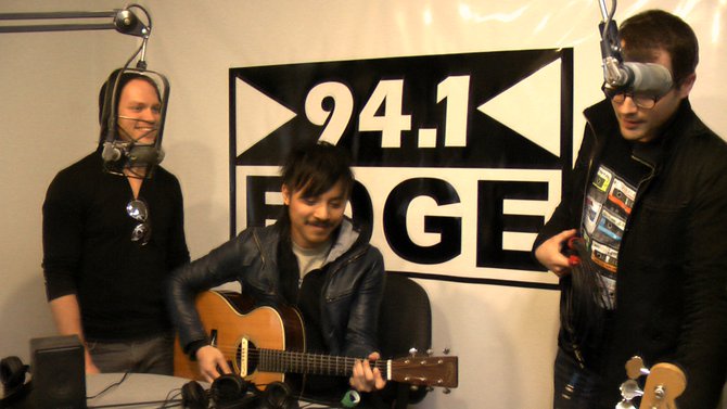 Atomic Tom In-Studio with 94.1 The Edge Getting Ready