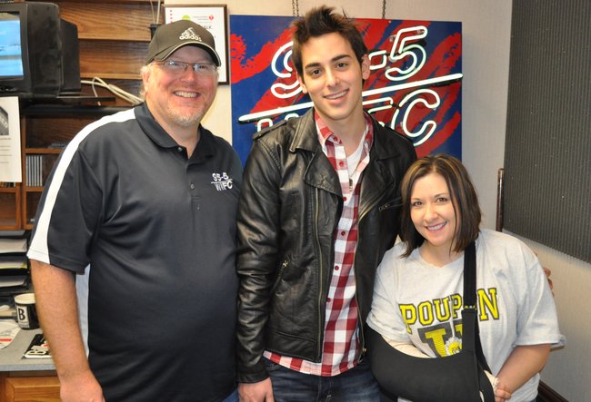 Newcomer Jackson Harris visits WIFC to sing and promote his new CD.