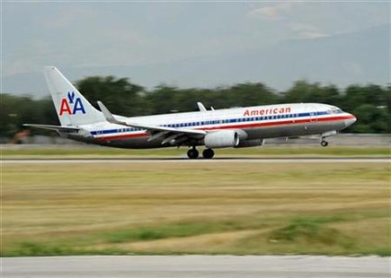 An American Airlines jet touches down at the airport in Port-au-Prince February 19, 2010. REUTERS/U.S. Navy/Oscar Sosa/Handout
An American Airlines jet touches down at the airport in Port-au-Prince February 19, 2010. REUTERS/U.S. Navy/Oscar Sosa/Handout