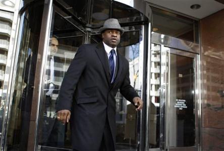 NFL Players Association executive director DeMaurice Smith leaves a meeting with the NFL as they seek an agreement to reach a deal and avoid a lockout in Washington, March 4, 2011. Credit: Reuters/Jim Young
