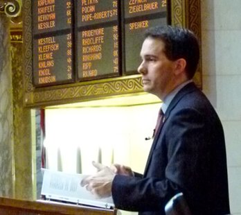 Governor Scott Walker delivers his state budget address (photo: Wisconsin Radio Network)
