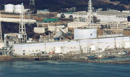 An aerial view shows Fukushima Daiichi nuclear power plant in Fukushima March 17, 2011. REUTERS/Kyodo
An aerial view shows Fukushima Daiichi nuclear power plant in Fukushima March 17, 2011. REUTERS/Kyodo