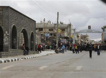 Protestors gather near the Omari Mosque in the southern old city of Deraa March 22, 2011.REUTERS/Khaled al-Hariri
Protestors gather near the Omari Mosque in the southern old city of Deraa March 22, 2011.REUTERS/Khaled al-Hariri
