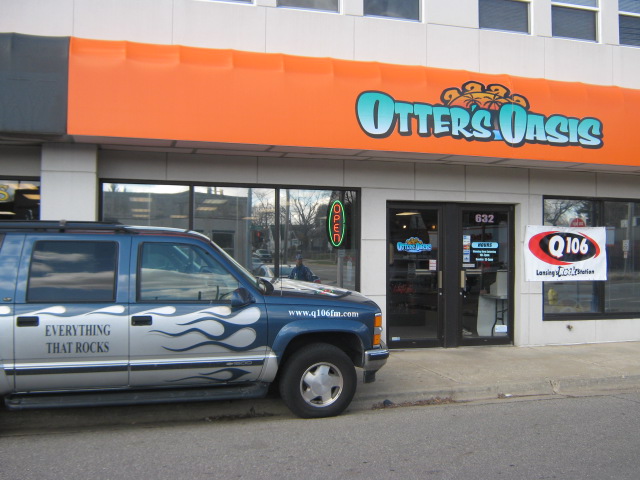 Q106 stopped by Otter's Oasis to rock Battle Creek!