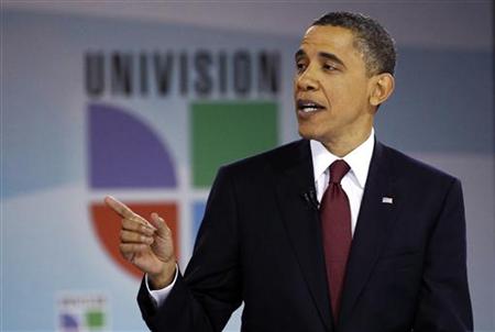 
President Barack Obama participates in a town hall meeting hosted by Univision at Bell Multicultural High School in Washington March 28, 2011. REUTERS/Kevin Lamarque
