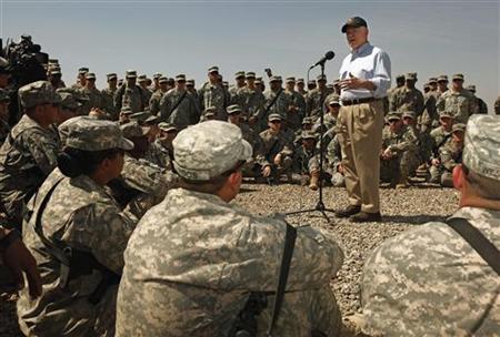 Defense Secretary Robert Gates speaks to the U.S. Army 25th Infantry Division Division troops from Hawaii during a visit to Camp Victory in Baghdad April 7, 2011. REUTERS/Chip Somodevilla/Pool
Defense Secretary Robert Gates speaks to the U.S. Army 25th Infantry Division Division troops from Hawaii during a visit to Camp Victory in Baghdad April 7, 2011. REUTERS/Chip Somodevilla/Pool