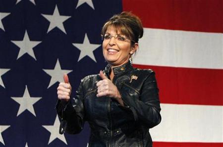 Former Alaska governor and vice presidential candidate Sarah Palin (L) acknowledges the crowd during a campaign rally for Senator John McCain at the Pima County Fairgrounds in Tucson, Arizona March 26, 2010. REUTERS/Joshua Lott
Former Alaska governor and vice presidential candidate Sarah Palin (L) acknowledges the crowd during a campaign rally for Senator John McCain at the Pima County Fairgrounds in Tucson, Arizona March 26, 2010. REUTERS/Joshua Lott