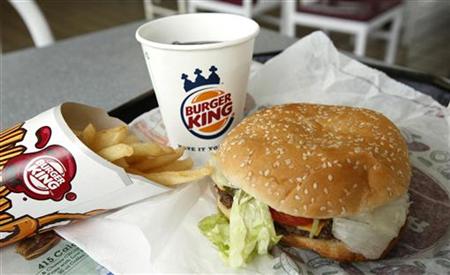 A meal is pictured at a Burger King at a restaurant in Annandale, VA, August 24, 2010. REUTERS/Kevin Lamarque
A meal is pictured at a Burger King at a restaurant in Annandale, VA, August 24, 2010. REUTERS/Kevin Lamarque