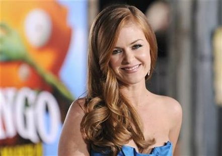 
Cast member Isla Fisher arrives at the premiere of the animated film "Rango" in Los Angeles, California February 14, 2011. REUTERS/Gus Ruelas
