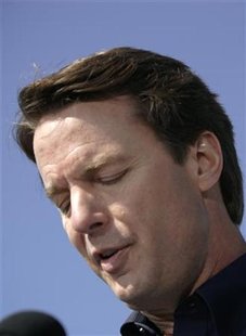 John Edwards looks down during a speech in New Orleans, Louisiana in this January 30, 2008 file photo. REUTERS/Lee Celano
John Edwards looks down during a speech in New Orleans, Louisiana in this January 30, 2008 file photo. REUTERS/Lee Celano