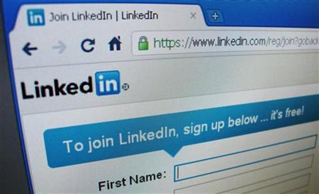 
The sign up page of Linkedin.com is seen in Singapore, May 20, 2011. REUTERS/David Loh
