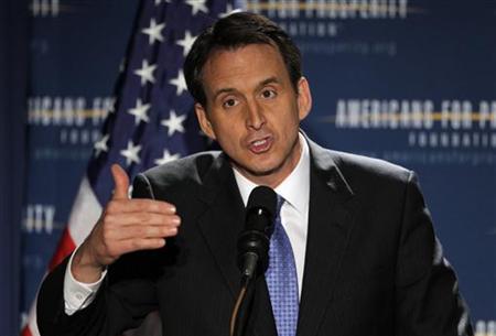 Former Minnesota Governor and likely Republican Presidential candidate Tim Pawlenty speaks at the Americans for Prosperity Foundation's "Presidential Summit on Spending and Job Creation" in Manchester, New Hampshire April 29, 2011. REUTERS/Brian Snyder
Former Minnesota Governor and likely Republican Presidential candidate Tim Pawlenty speaks at the Americans for Prosperity Foundation's "Presidential Summit on Spending and Job Creation" in Manchester, New Hampshire April 29, 2011. REUTERS/Brian Snyder