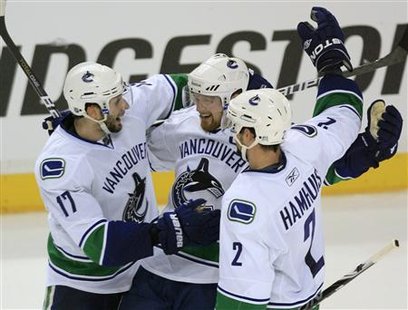 vancouver canucks 2011 playoff pictures. Vancouver Canucks center