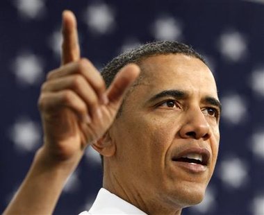 
President Barack Obama speaks to workers after touring Allison Hybrid Transmission headquarters in Indianapolis, Indiana May 6, 2011. REUTERS/Kevin Lamarque
