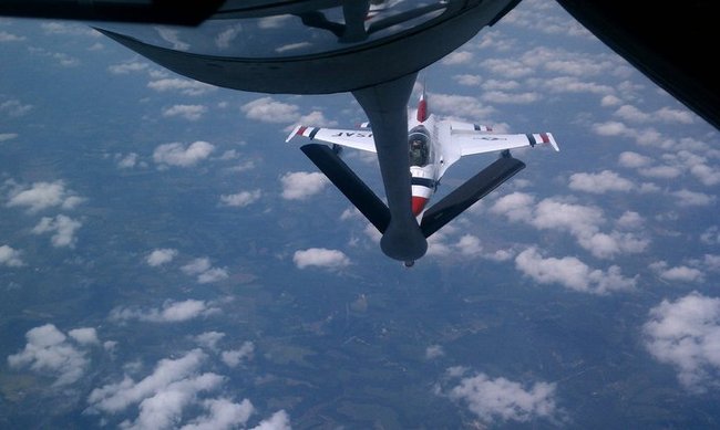 KC-135 Refueling Mission 2011