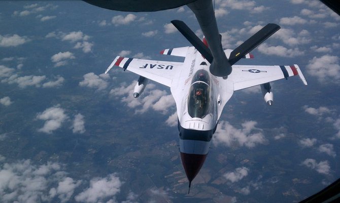 KC-135 Refueling Mission 2011