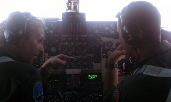 KC-135 Refueling Mission 2011