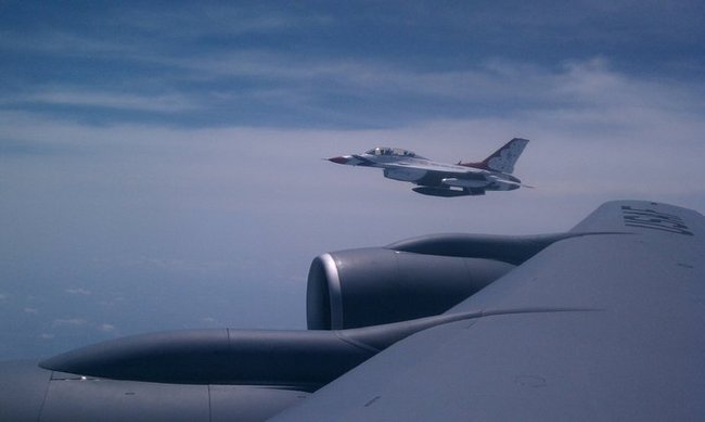 KC-135 Refueling Mission 2011
