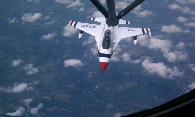 KC-135 Refueling Mission 2011