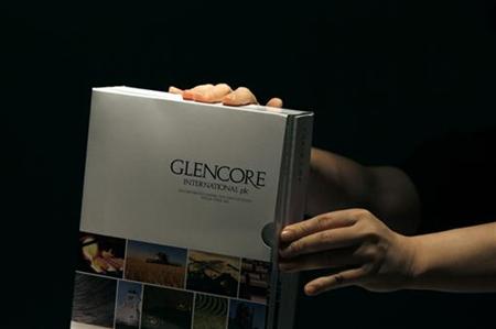 Brochures for Glencore International's IPO are seen at a news conference in Hong Kong May 12, 2011. REUTERS/Bobby Yip
Brochures for Glencore International's IPO are seen at a news conference in Hong Kong May 12, 2011. REUTERS/Bobby Yip