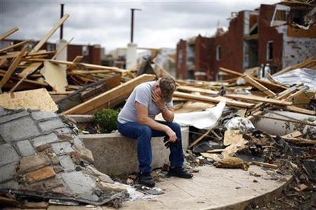 2011 05 30T162243Z 01 BTRE74T19HY00 RTROPTP 3 USREPORT US WEATHER OKLAHOMA AID JPG 475x310 q85 Devastating Storm Hits Dallas Hard