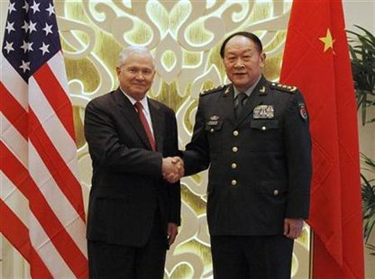 US Secretary of Defense Gates shakes hands with China's Defence Minister Liang at the IISS Asia Security Summit in Singapore