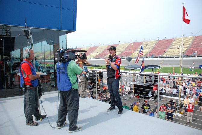 Heluva Good! Sour Cream Dips 400 NASCAR Sprint Cup Series