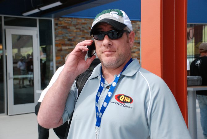 Heluva Good! Sour Cream Dips 400 NASCAR Sprint Cup Series