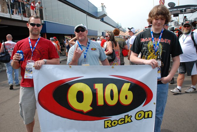 Heluva Good! Sour Cream Dips 400 NASCAR Sprint Cup Series