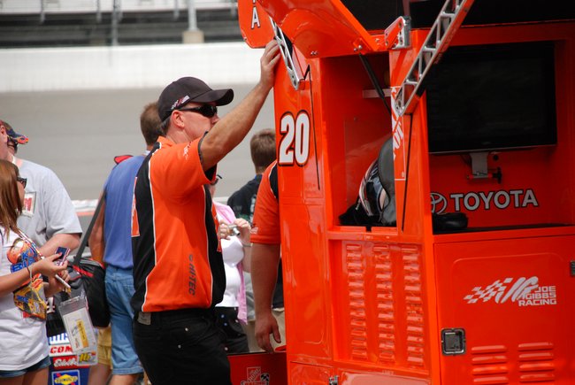 Heluva Good! Sour Cream Dips 400 NASCAR Sprint Cup Series