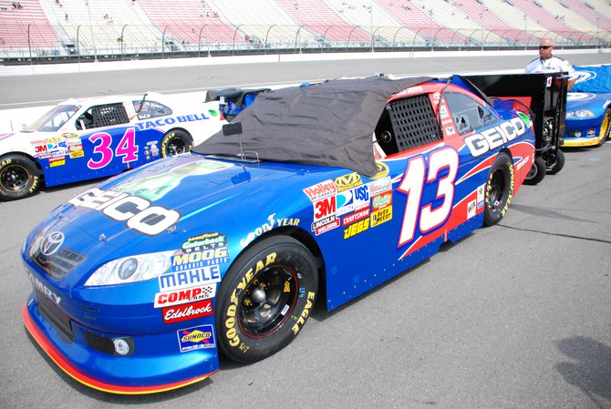 Heluva Good! Sour Cream Dips 400 NASCAR Sprint Cup Series