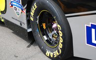 Heluva Good! Sour Cream Dips 400 NASCAR Sprint Cup Series at MIS 18