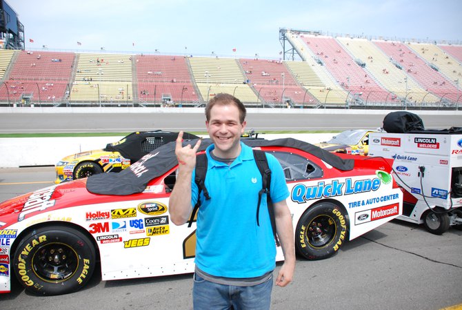 Heluva Good! Sour Cream Dips 400 NASCAR Sprint Cup Series