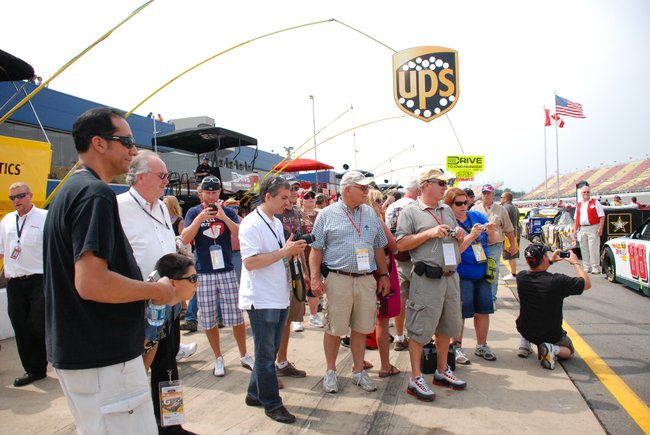 Heluva Good! Sour Cream Dips 400 NASCAR Sprint Cup Series