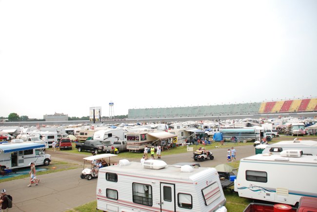 Heluva Good! Sour Cream Dips 400 NASCAR Sprint Cup Series