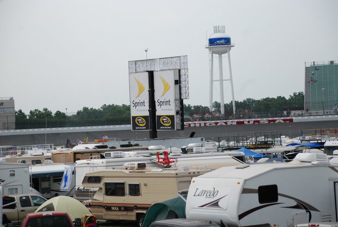 Heluva Good! Sour Cream Dips 400 NASCAR Sprint Cup Series