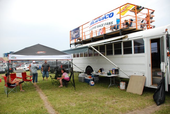 Heluva Good! Sour Cream Dips 400 NASCAR Sprint Cup Series