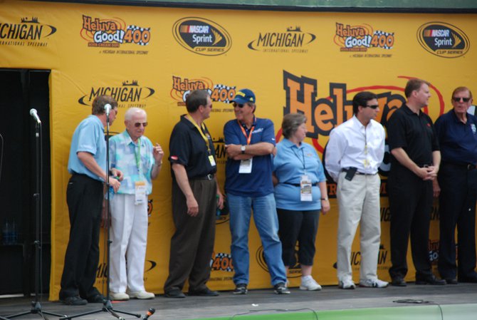 Heluva Good! Sour Cream Dips 400 NASCAR Sprint Cup Series