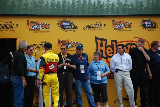Heluva Good! Sour Cream Dips 400 NASCAR Sprint Cup Series