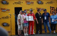 Heluva Good! Sour Cream Dips 400 NASCAR Sprint Cup Series at MIS 18