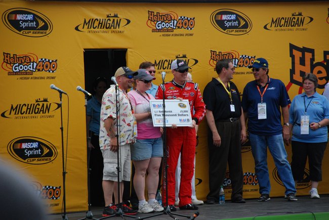 Heluva Good! Sour Cream Dips 400 NASCAR Sprint Cup Series